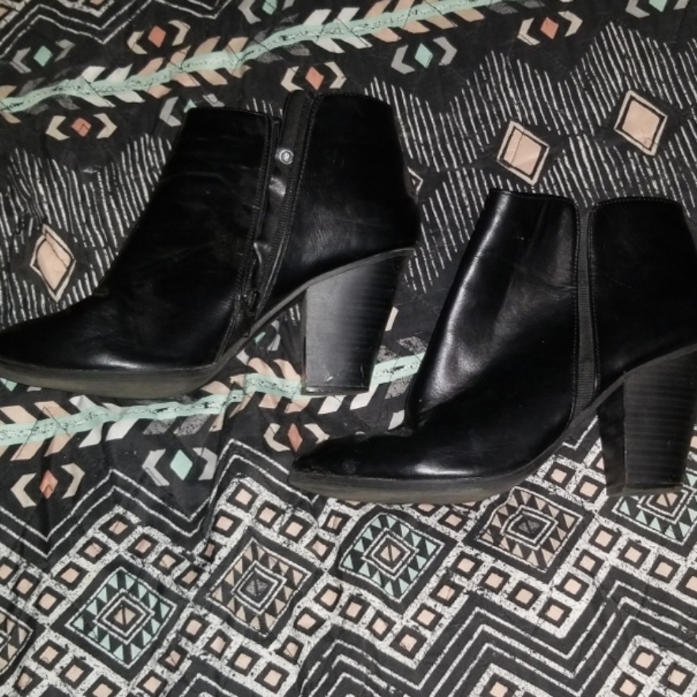 Ankle boots